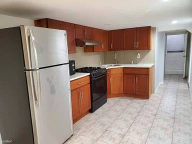 Main picture of 2494 E 21st St