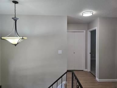 Main picture of 5816 NW Walnut Ct