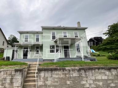 Main picture of 229 Lincoln St