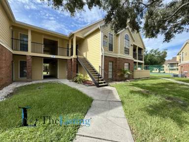 Main picture of 8724 Mallard Reserve Dr