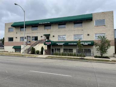 Main picture of 6114 W Capitol Dr
