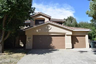 Main picture of 5002 Megan Ct