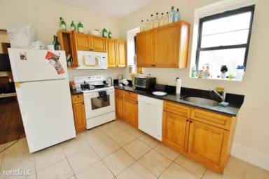Main picture of 16 Symphony Rd
