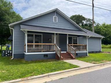 Main picture of 406 Doster Ave