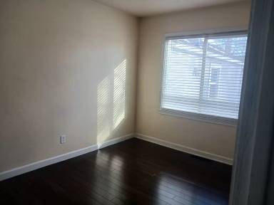 Main picture of 1105 E 23rd St