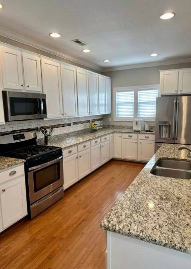 Main picture of 4505 Ocean View Ave