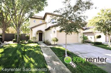 Main picture of 471 Anjou Cir