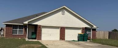 Main picture of 511 Manhattan Dr