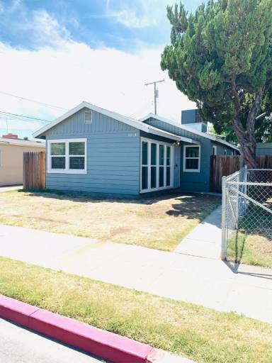 Main picture of 401 W Goshen Ave