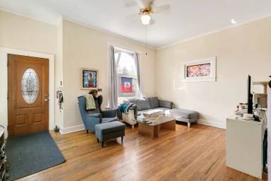 Main picture of 1544 N Lafayette St