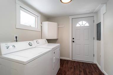 Main picture of 313 Arbury Pl