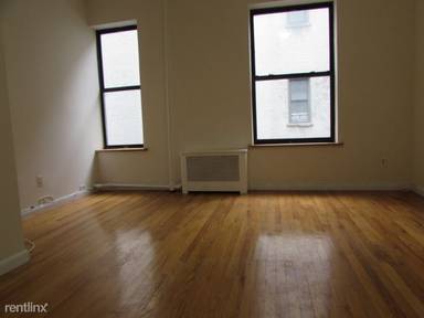 Main picture of 210 W 94th St