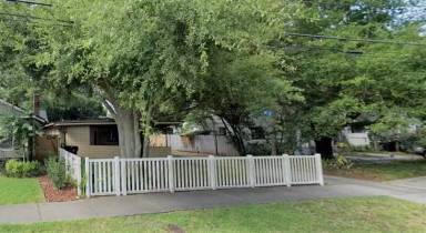 Main picture of 610 Clayton St