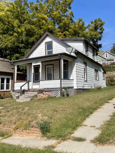 Main picture of 413 Damon St