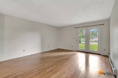 Main picture of 4640 Reka Dr
