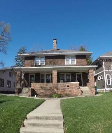 Main picture of 5138 Broadway St