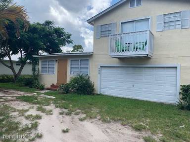 Main picture of 4948 SE Isabelita Ave