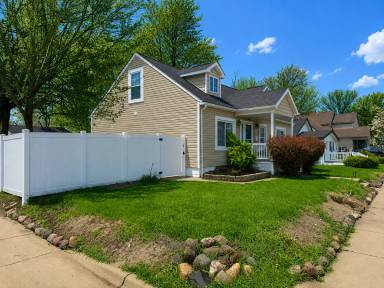 Main picture of 2705 Inman St