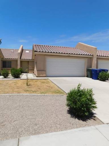 Main picture of 3116 S Brand Lee Way
