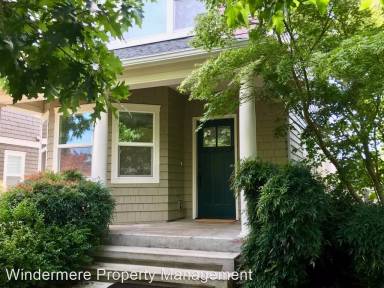 Main picture of 341 Shepard Way NW