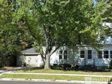 Main picture of 1720 Chase St