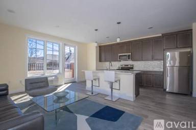 Main picture of 126 Main St