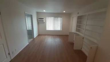 Main picture of 5929 Laurel Canyon Blvd