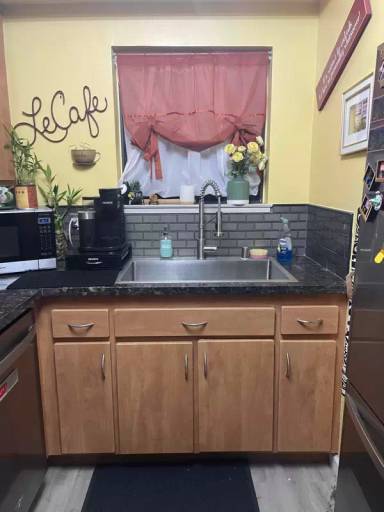 Main picture of 45 Derow Ct