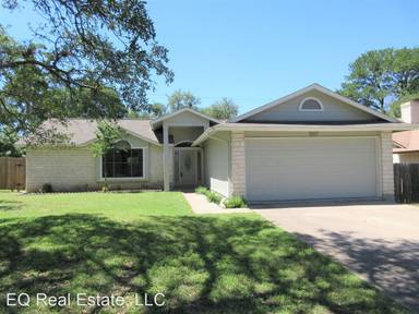 Main picture of 1607 Texas Oak Way