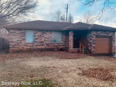 Main picture of 3028 SW 21st St