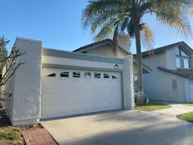 Main picture of 2084 Arbor Cir