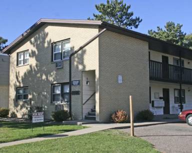 Main picture of 2744 Birch St