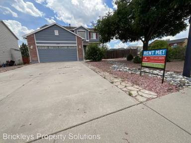 Main picture of 2579 Weyburn Way
