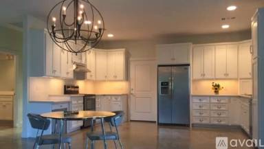 Main picture of 2852 Oak Ridge Dr