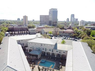 Main picture of 3922 Gilbert Ave