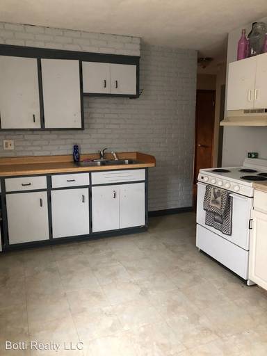 Main picture of 1912 Jonathan Ave