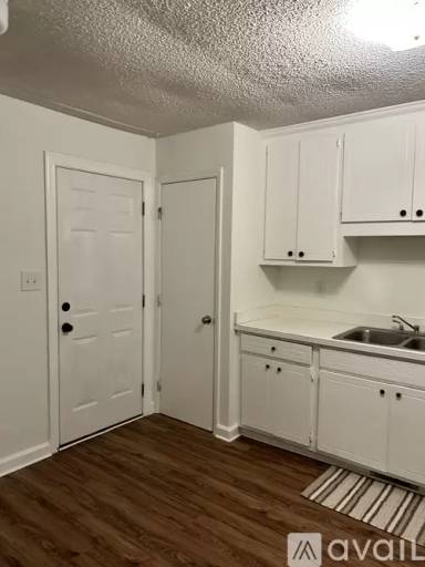 Main picture of 1700 Singletary St SE