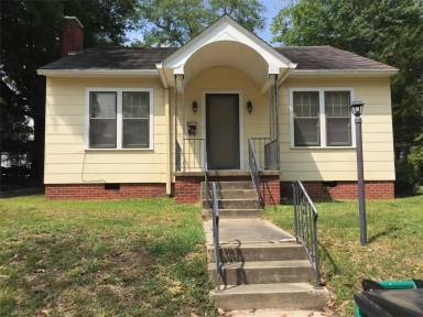 Main picture of 620 E 4th St