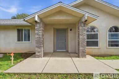 Main picture of 43379 Leach Rd