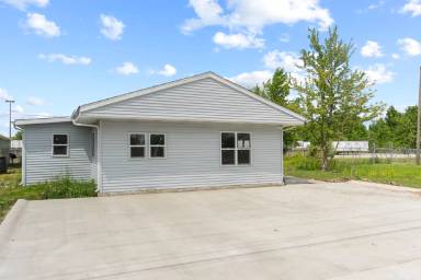 Main picture of 3109 Oxford St