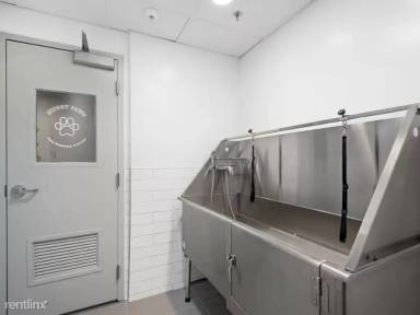 Main picture of 777 S State Apartments