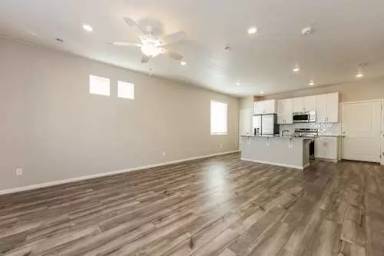 Main picture of 9255 Oro City Loop