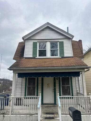 Main picture of 2124 Peekskill St