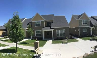 Main picture of 1619 W Calais Villas Way