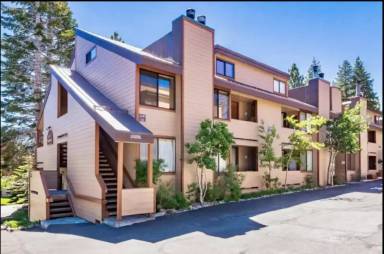 Main picture of 161 Horseshoe Dr