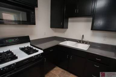 Main picture of 4084 Mississippi St