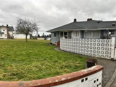 Main picture of 8082 Harborview Rd