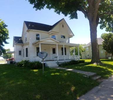 Main picture of 236 Leland Ave