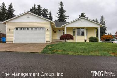Main picture of 2403 NE 123rd Ct