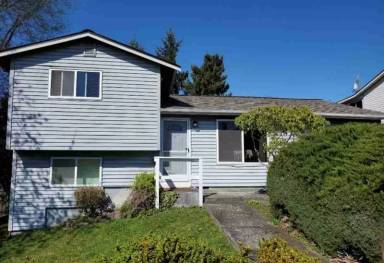 Main picture of 2112 Brewster Pl